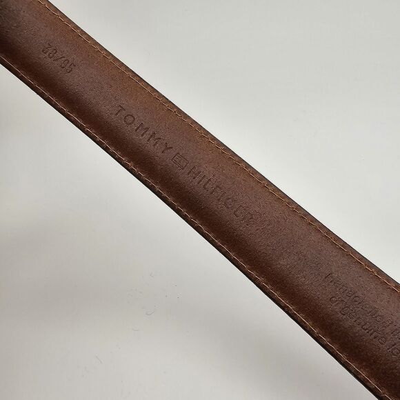 Tommy Hilfiger Leather Belt & Brass Buckle 38  1-1/8" Thick  4738-65 TINY FLAW - Picture 3 of 8